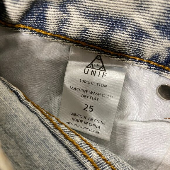 UNIF Ripped Knees Jean in Light Wash / Size 25 - Picture 6 of 6